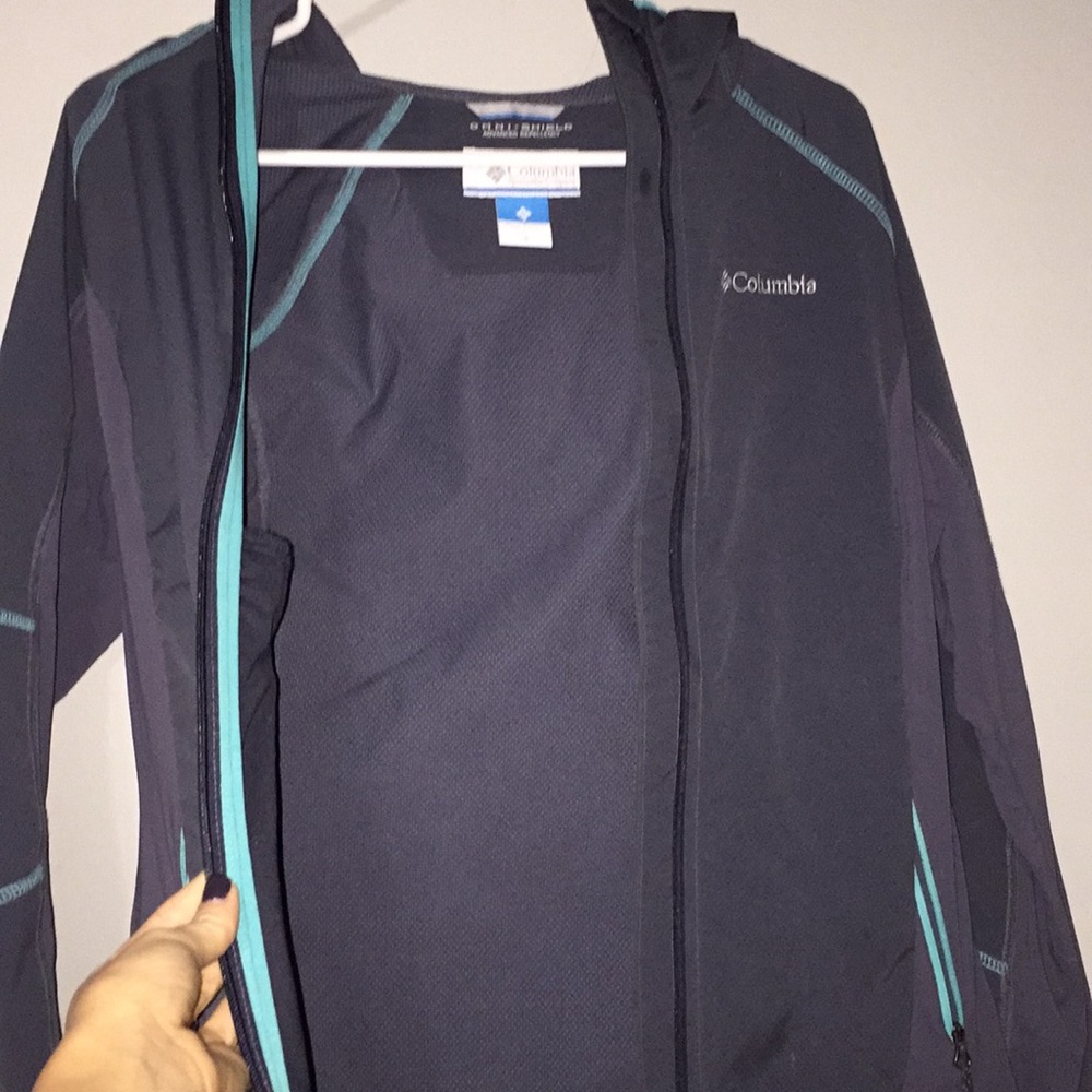 women’s columbia rain jacket